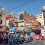 ऊँची सड़कें, नीचे डूबते घर (3)